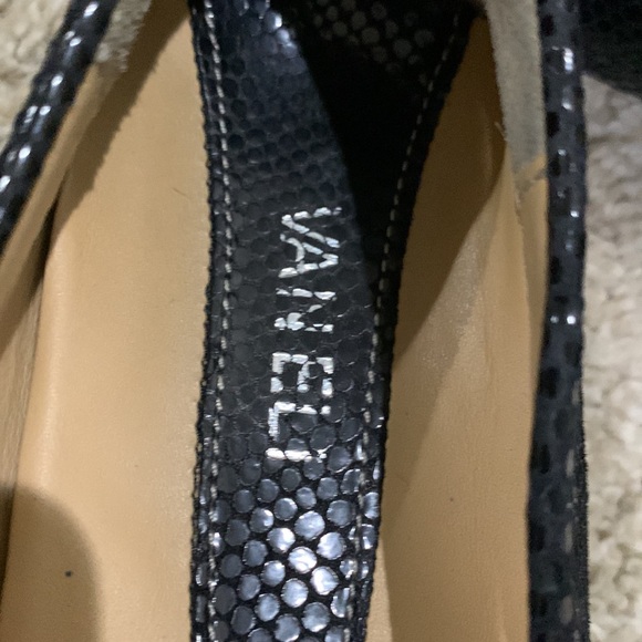 Vaneli women’s loafers/ flats - Picture 4 of 5